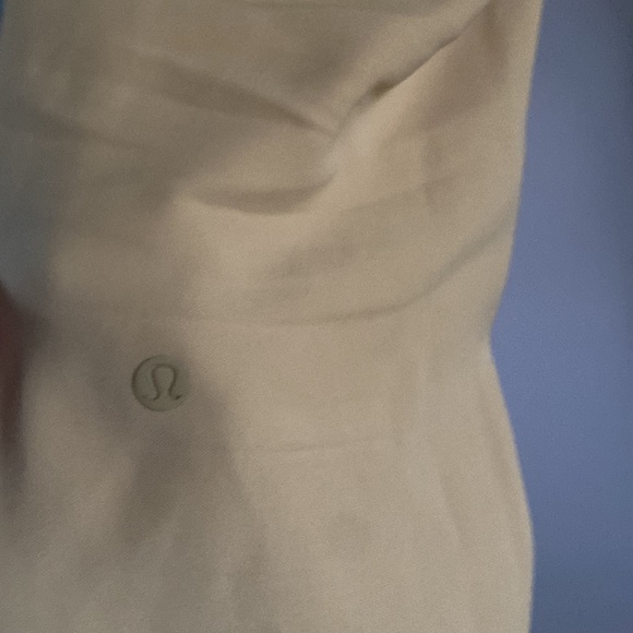Lululemon On the Fly 7/8 Pant *Woven - Picture 11 of 15